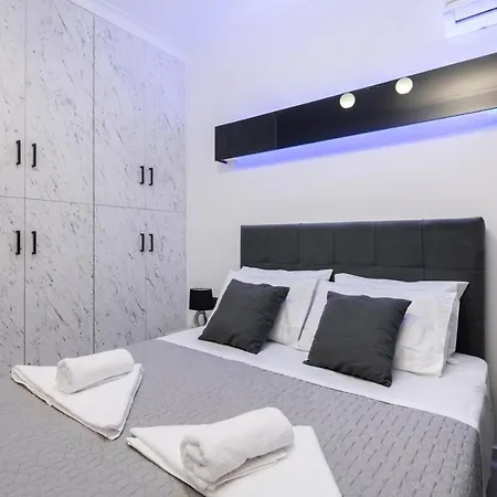 Jensila Suite By 